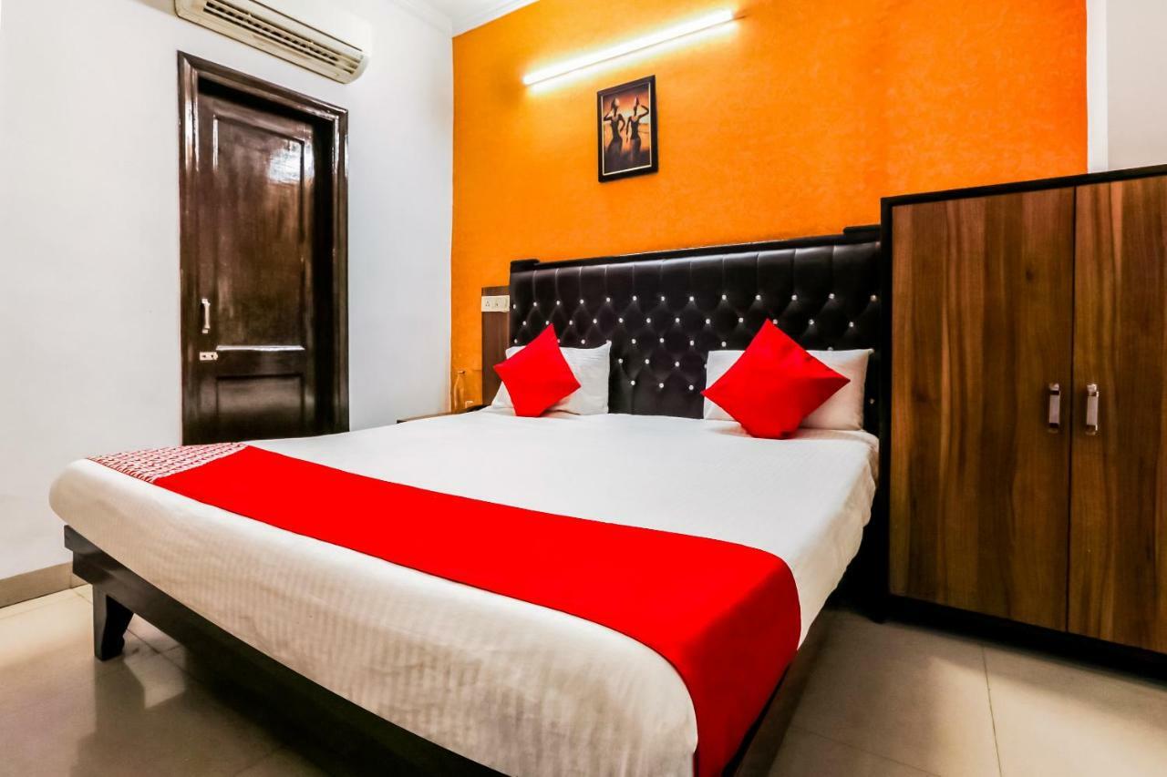 Oyo Flagship 37488 Hotel R V Regency Amritsar Luaran gambar